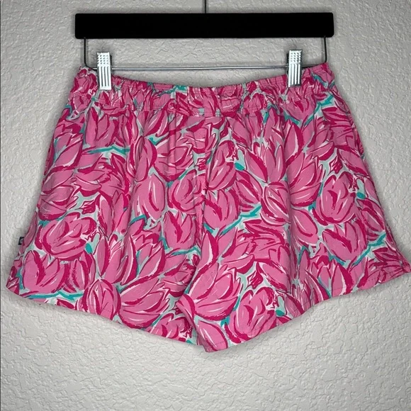 Lauren James Pink Floral Baggie Shorts Size Medium Summer Vacation - Picture 3 of 3